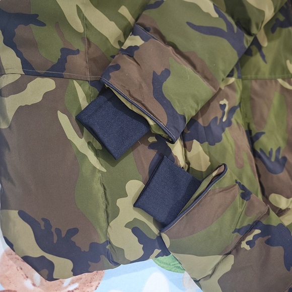 Canada Goose Camouflage Hooded Down Jacket - Picture 3 of 12